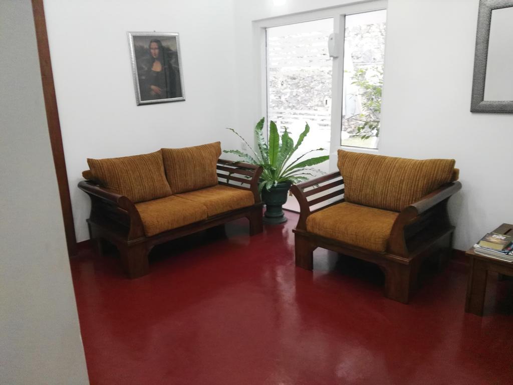Anna Shanthi Villa Kandy Kültér fotó