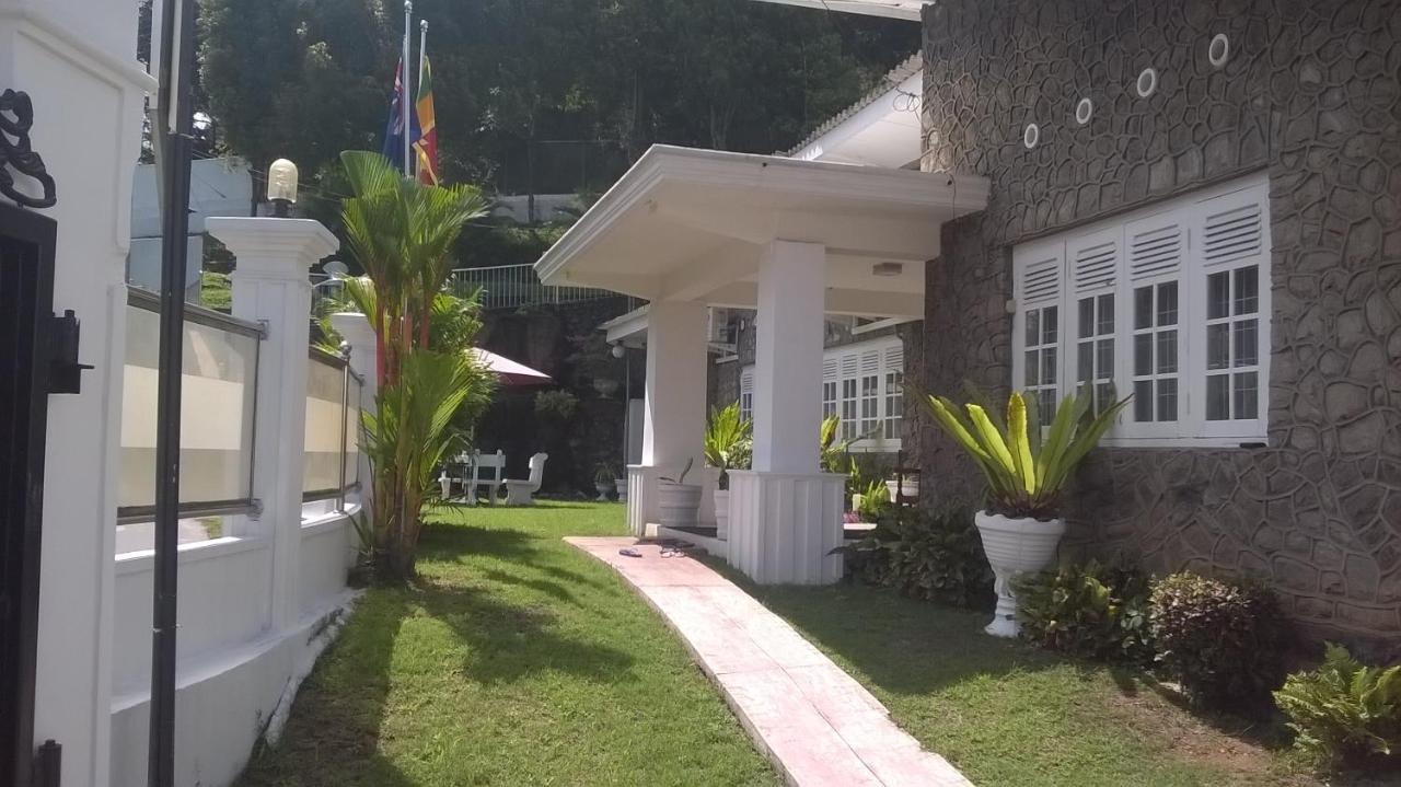 Anna Shanthi Villa Kandy Kültér fotó